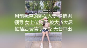 先玩奶后玩逼，开档黑丝道具抽插干出白浆，年轻小妹让两个大哥轮草抽插蹂躏爆草，浪叫呻吟不止精彩又刺激