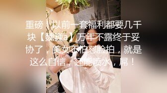 悍妇当街暴打偷手机无内女贼,众人围观看逼逼