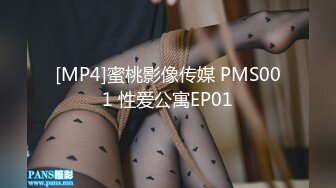 【自整理】抚摸着朋友老婆令人惊叹的骆驼趾小鲍鱼，我的马眼不禁流出来了前列腺液！petitegirlxx【73V】 (5)