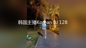 [MP4/ 691M] 制服黑丝露脸高颜值好身材非常的哇塞啊，在狼友的指挥下慢慢脱光大秀直播