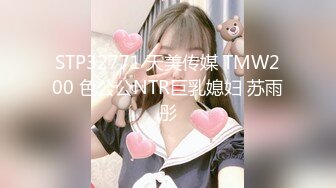 [MP4/ 878M] 小圆黎央惠颜值不错性感骚女湿身诱惑道具自慰，特写手指扣逼假吊交上位骑坐抽插