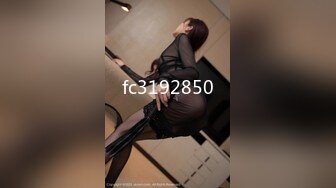 [MP4/962MB] 幹勁利速-01年冷豔花臂酷酷美女，掰開雙腿欣賞鮑魚，扶着細腰大屌頂入，頂級美臀一上一下夾的好爽